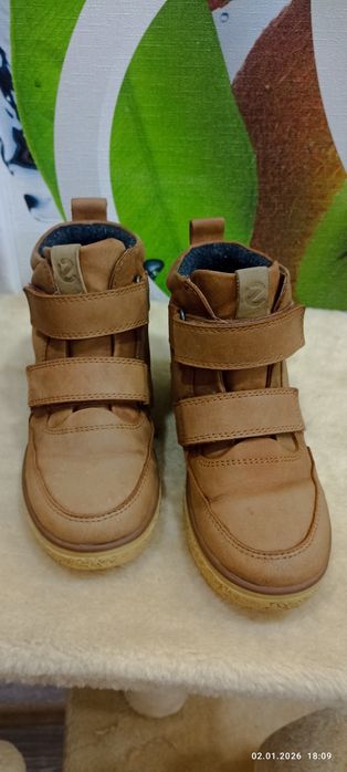 Продам Демі ботінки ECCO