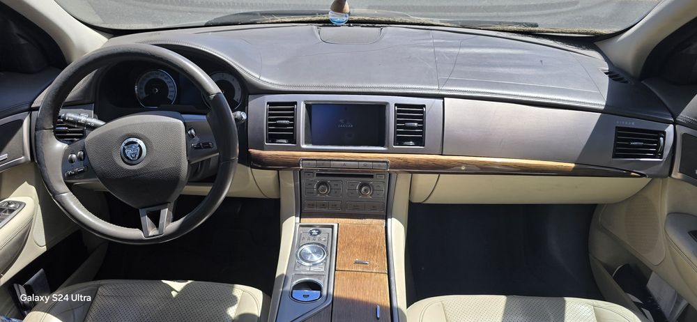 Jaguar XF 2.7d 207cv Luxury Premium 200 mil km