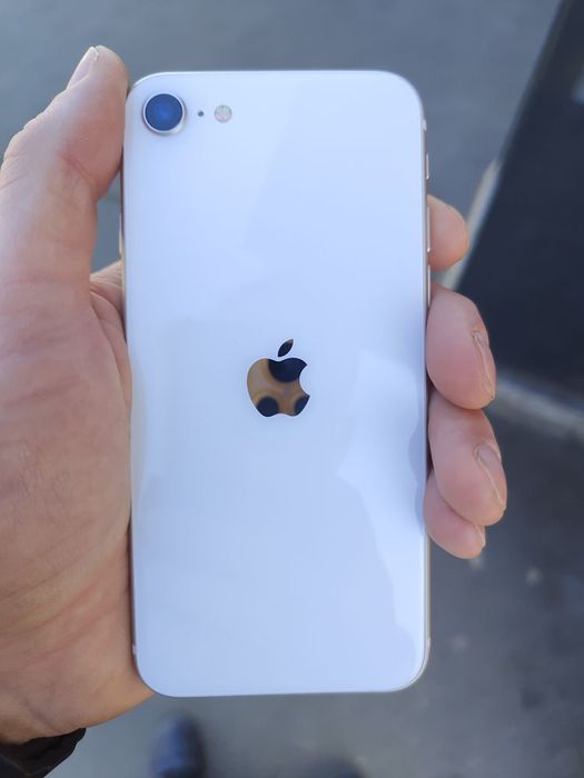 Iphone SE 2  128Gb (БТ 100%)