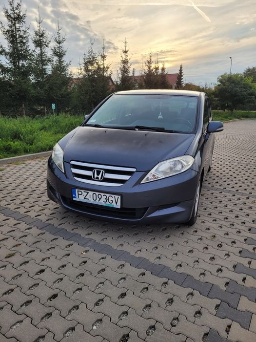 Honda FR-V