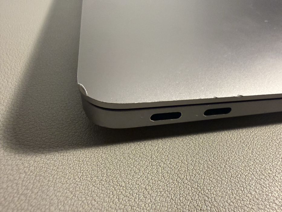 Macbook Air M1 8/256GB (A2337)