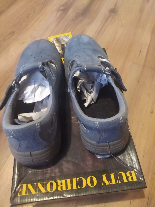 Buty ochronne typu sandały