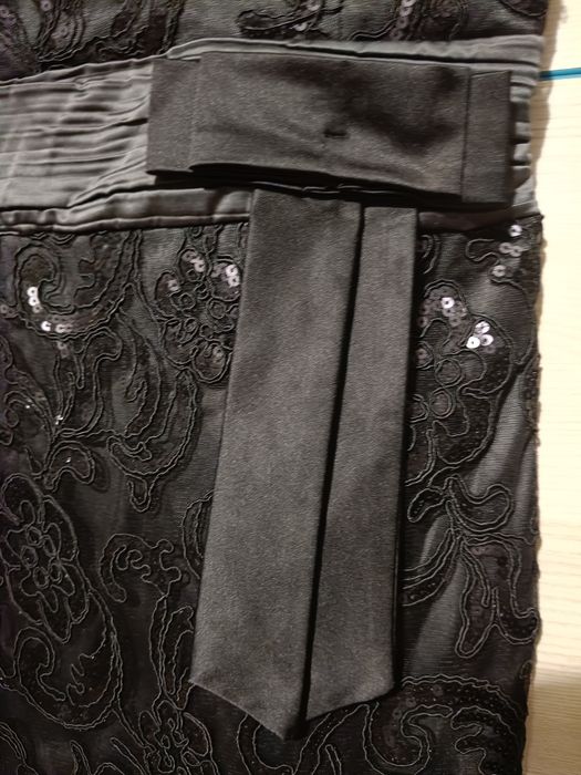 Sukienka błyszcząca 38 M