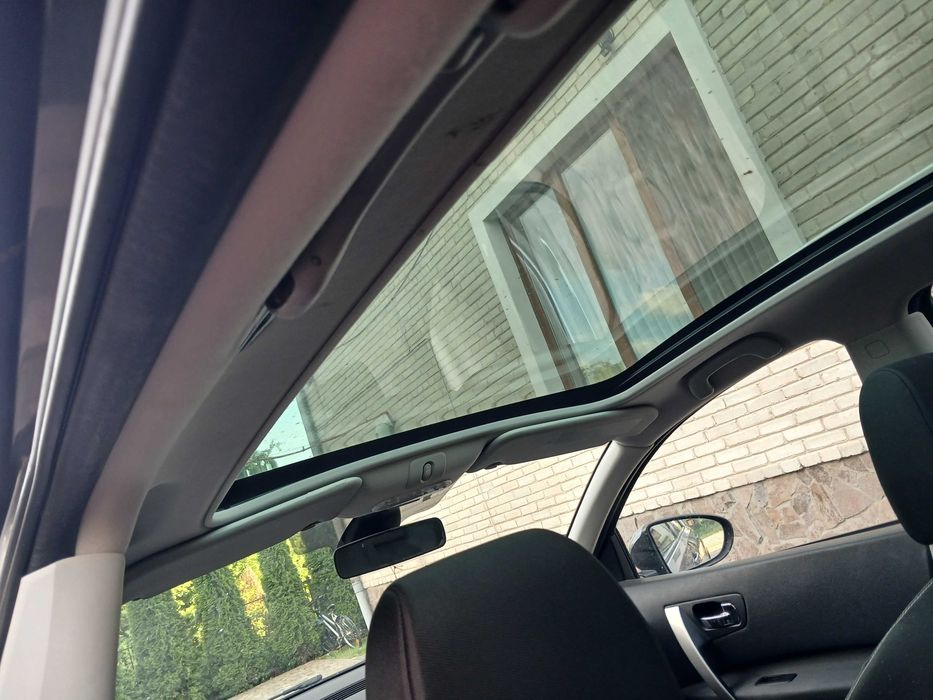 Nissan Qashqai автомобіль