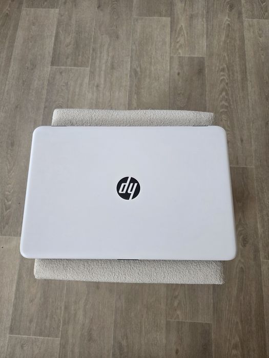 Laptop  HP  17 cali