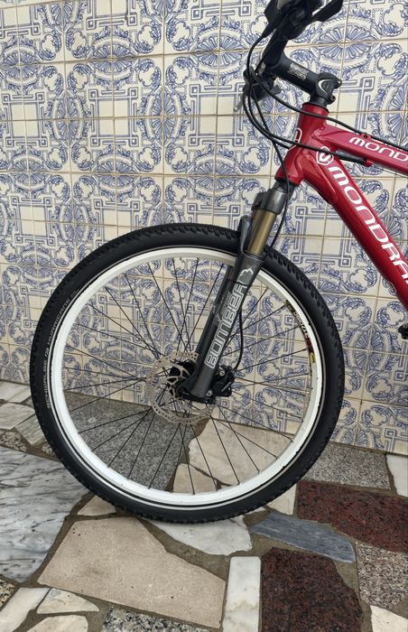 Bicicleta BTT Mondraker 26”