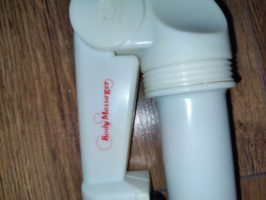 Вибромассажер  для тела