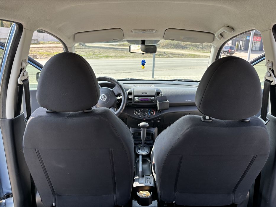 Nissan micra 2008 року 1,2 автомат