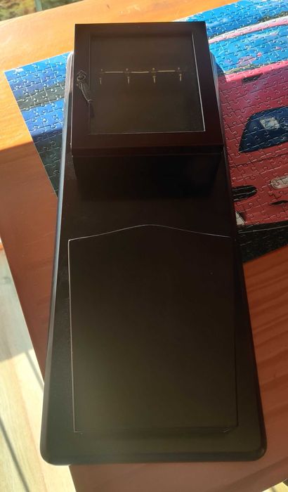 Móvel de Entrada Chaveiro em Madeira