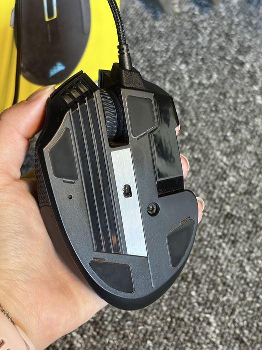 Myszka Corsair Scimitar RGB Elite