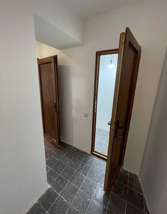 Продаж комерційного приміщення на Ближньому Замості