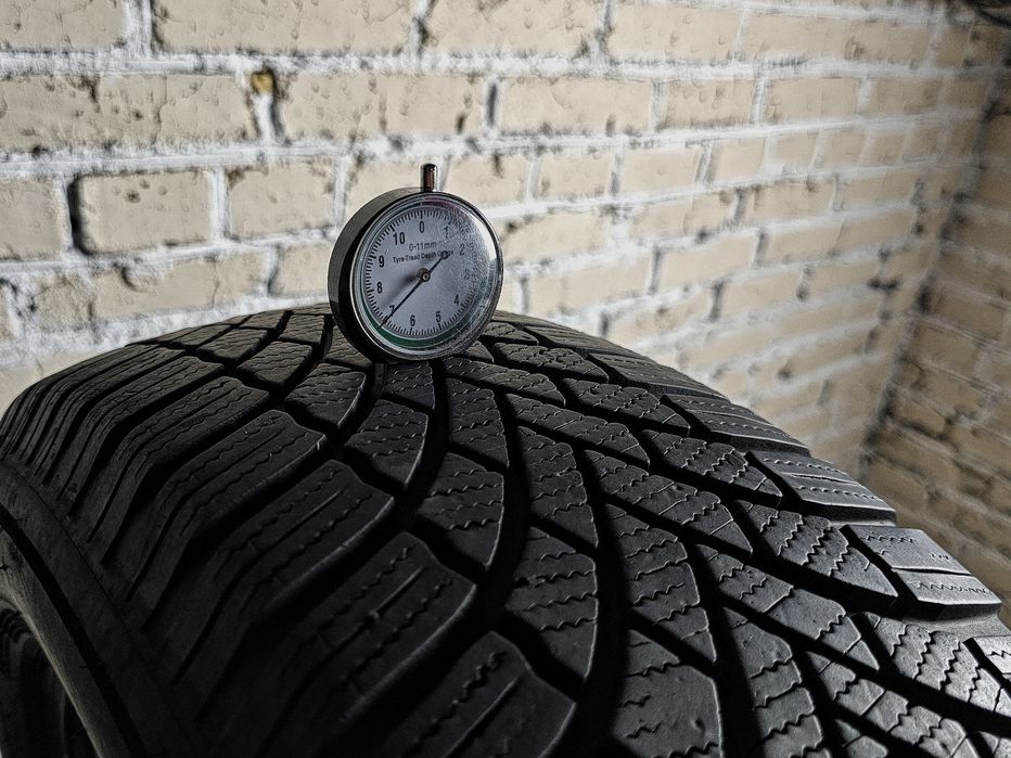 Зимові 215/65r17 Bridgestone | 7mm | 2022 | Made in Spain | Преміум шини | Комплект / 4шт | Ідеальний стан, без пошкоджень, без ремонтів, без дефектів