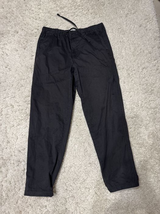 Штани на хлопичка чорного кольору H&M
