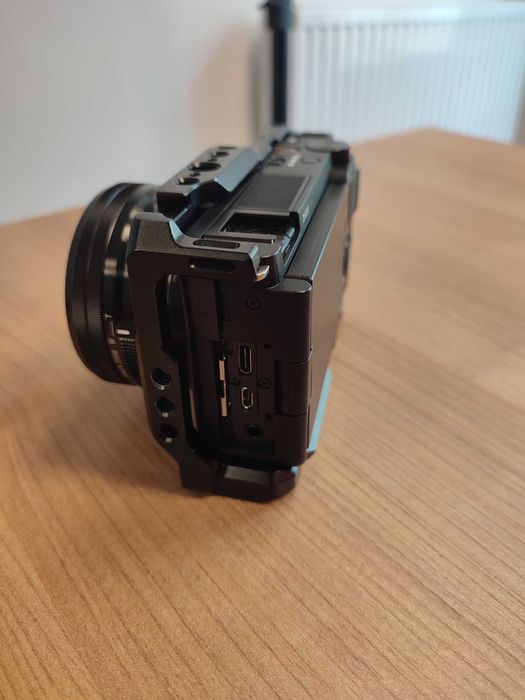 Aparat SONY ZV-E10LBD + Obiektyw 16-50mm f/3.5-5.6 II PZ OSS Czarny