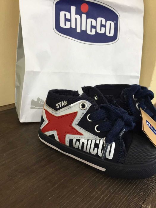 SALDOS -- Sapatos menino CHICCO -- Tamanho 21 -- Botim Azul escuro