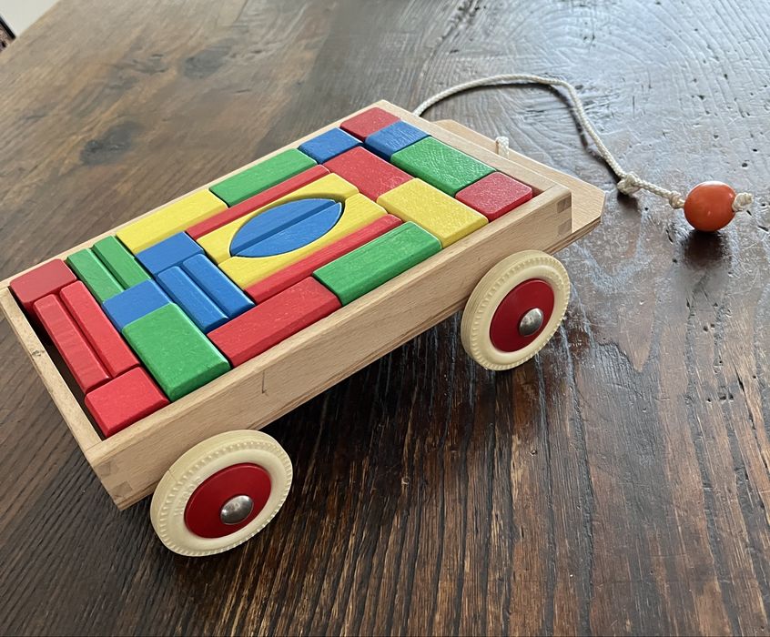 Brinquedo de madeira