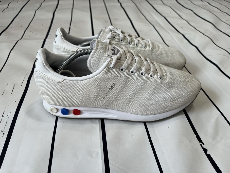 Кросівки adidas la trainer
