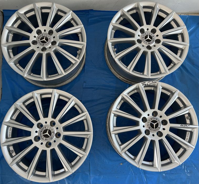 700 Felgi aluminiowe Mercedes R 17 5x112 otwór 66,6 Bardzo Ładne