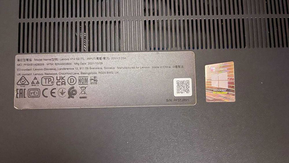 Laptop Lenovo V14 ITL