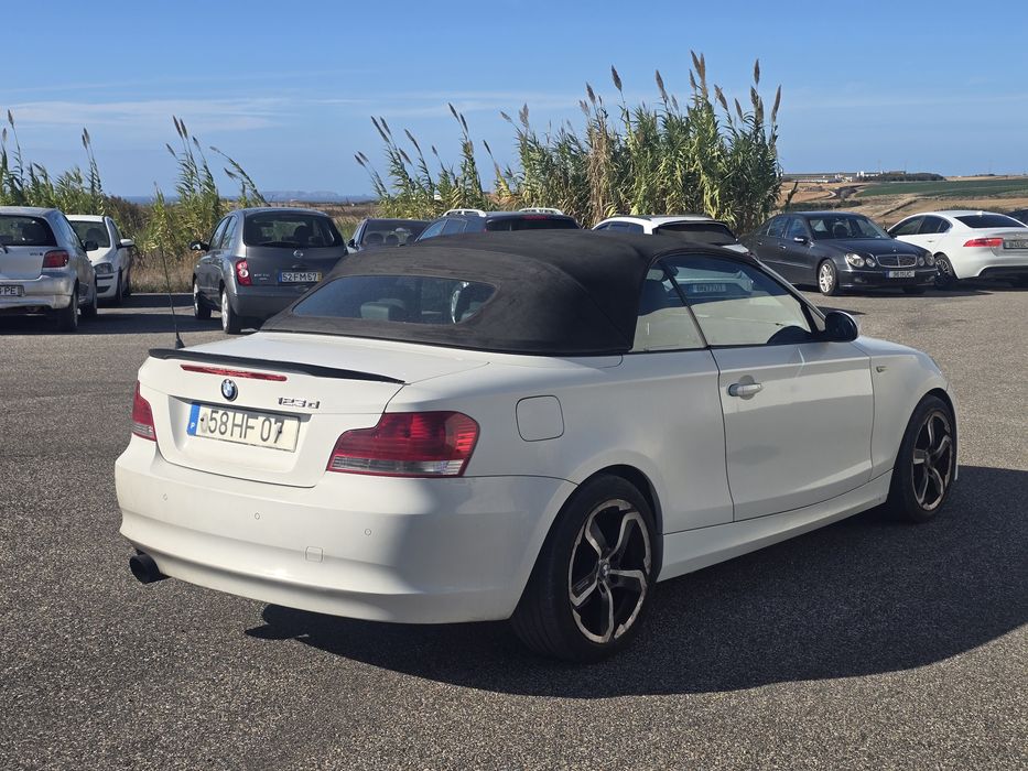 BMW 120d Cabriolet — photo 3