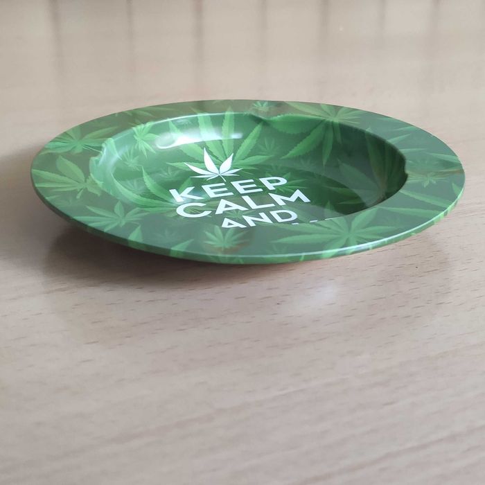 Cinzeiros Keep Calm Smoke Weed
