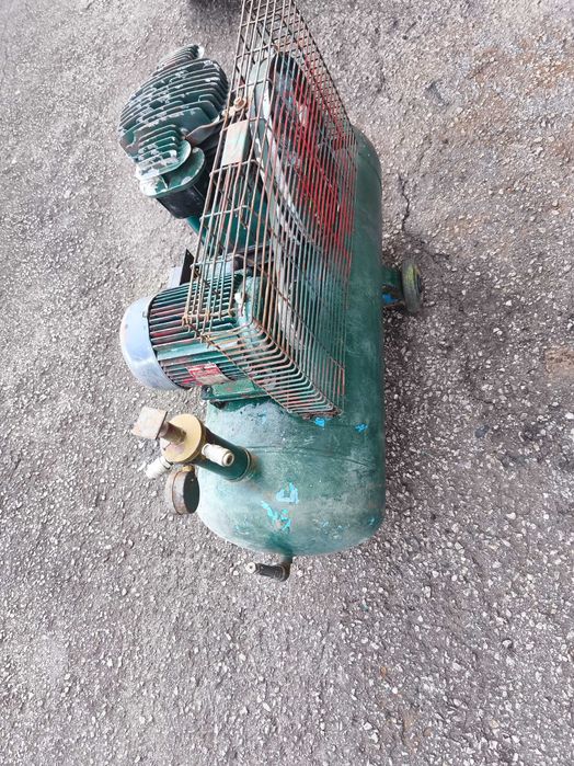 Compressor trifásico 220/380 - 420 v