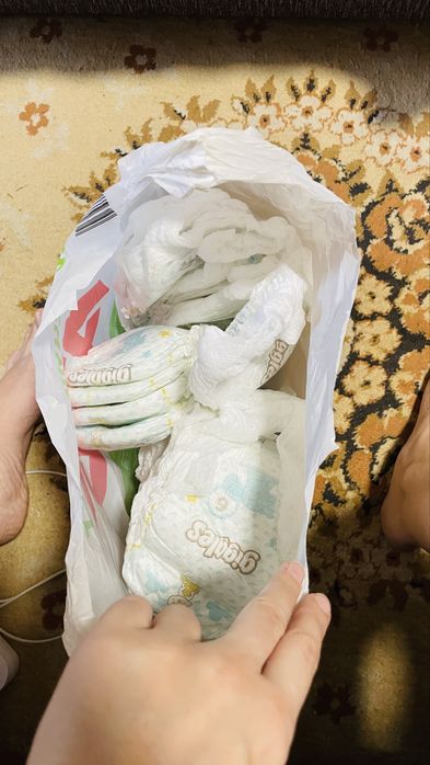 Підгузки-трусики giggles