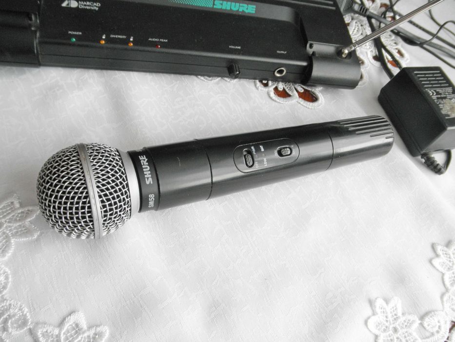 Oryginalny mikrofon bezprzewodowy SHURE SM 58  . Made in USA .