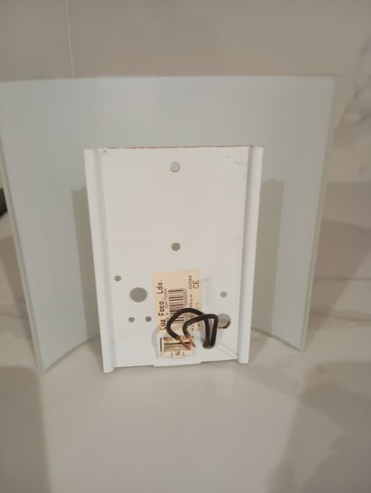 Aplique de parede em vidro