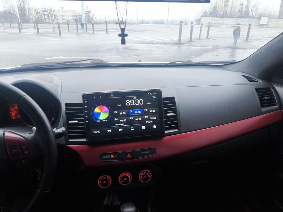 Mitsubihi ( мицубиши, міцубіші) Лансер Lancer