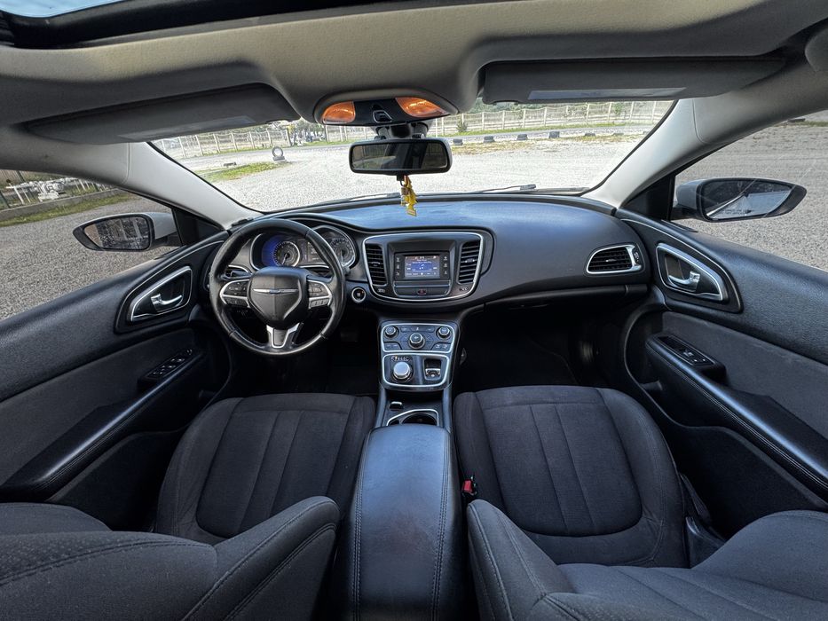 Продам Chrysler 200 2015 рік 2.4і