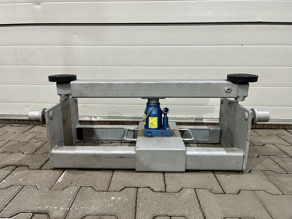 Podnośnik osi kanałowy 2,5T