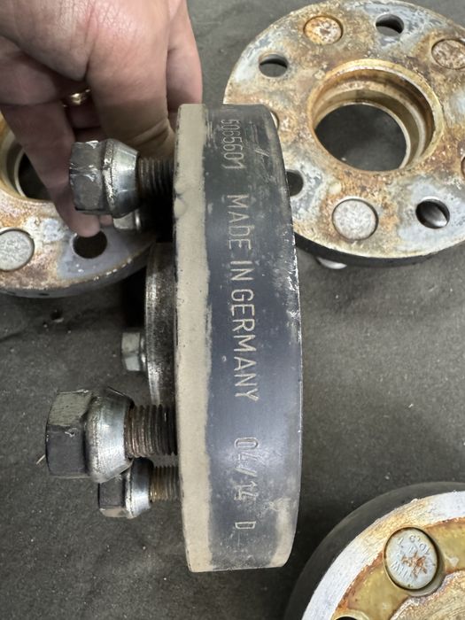 Колесные проставки для разшырения   5/114.3