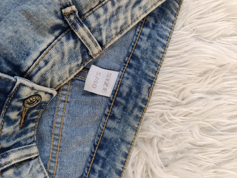 Krótkie spodenki jeansowe