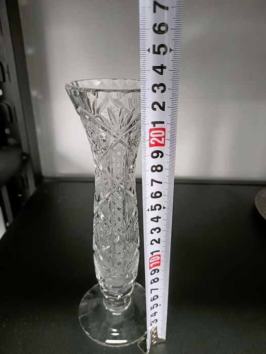 Ładny wazon kryształowy