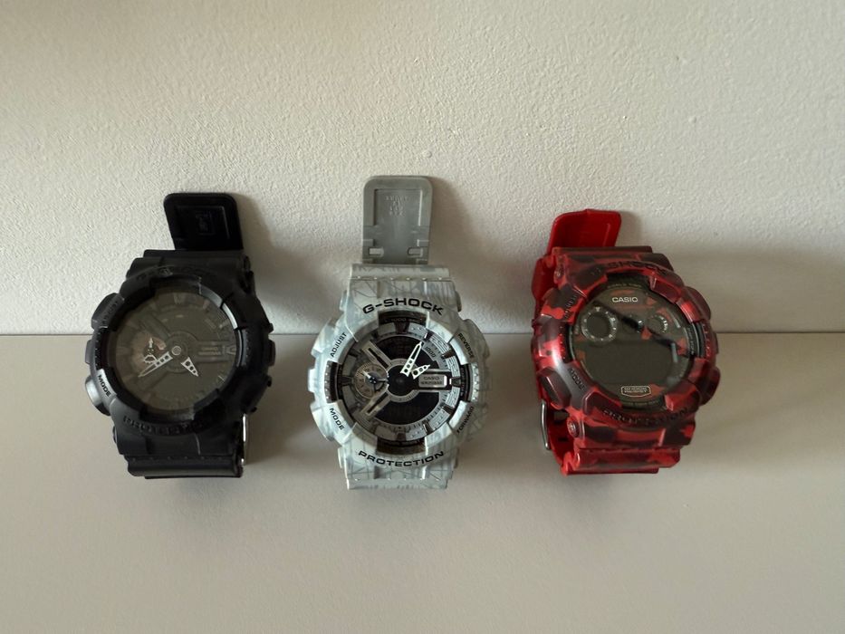 Trzy zegarki CASIO G-SHOCK.