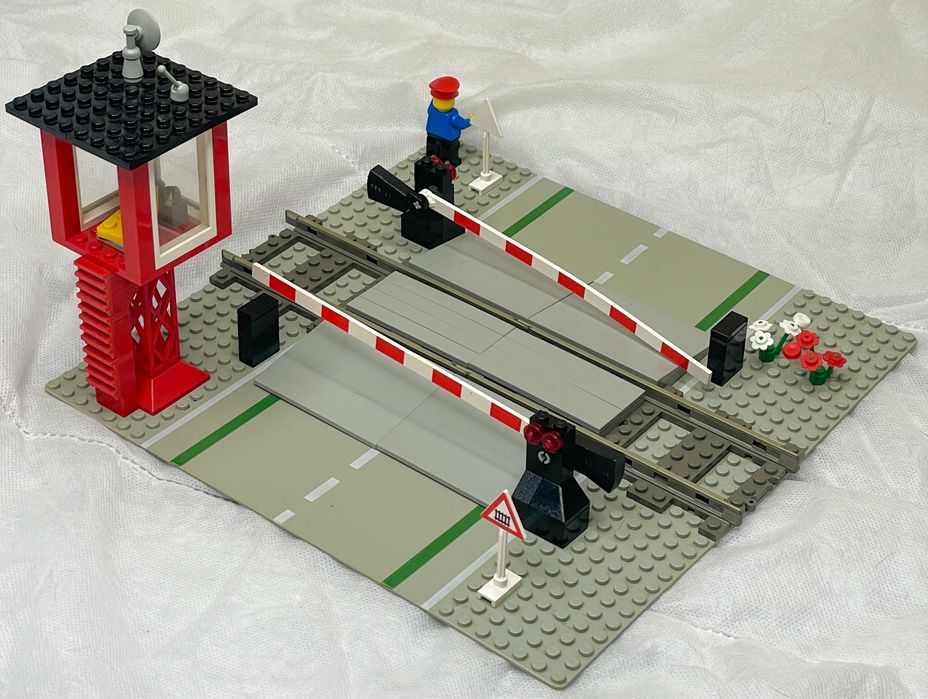 Conjunto Lego 4532 e 4539 Manual Crossing Level Completos