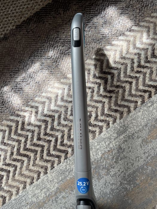 Пилисос PHILIPS.