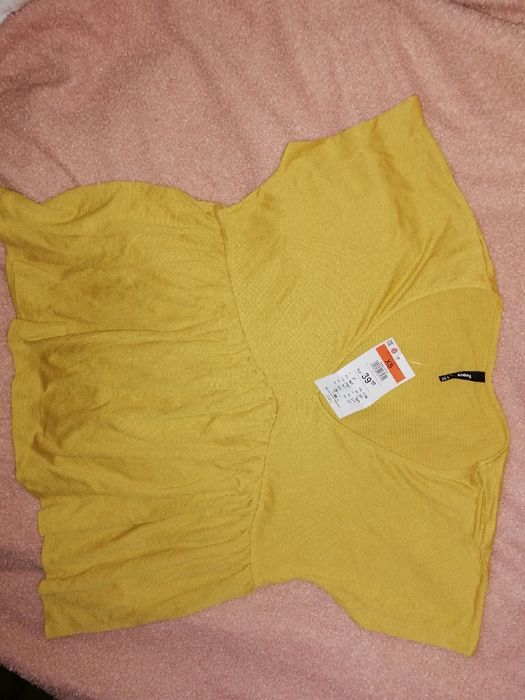 Nowa z metką Strukturalna bluzka Sinsay. Dobra na xs, s, m