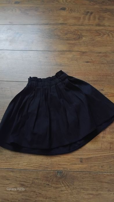 Продам дуже красиву форму на дівчинку!!