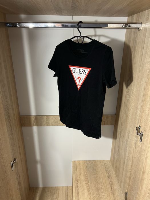 Футболка Guess оригінал Big logo ідельний стан S-M