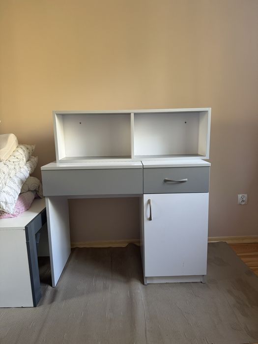 Biurko, toaletka + szafka wisząca gratis