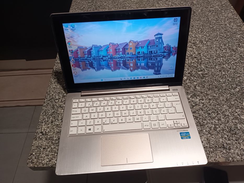 Computador Asus em muito bom de funcionamento
