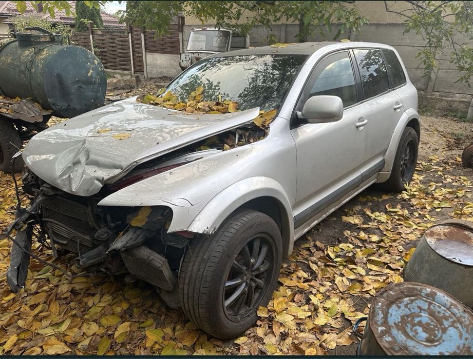 Двері праві передні задні ліві фольцваген туарег 7l