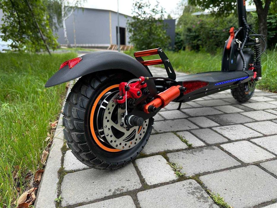 Электросамокат черный XBUST 0O1 REV2 (800 Вт, 15А) Електросамокат XB