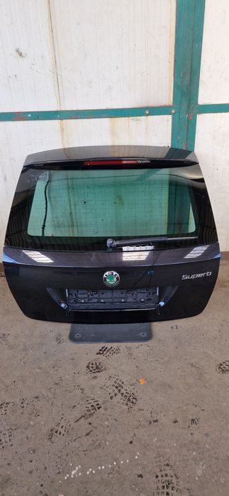 Klapa bagaznika tyl skoda superb II kombi
