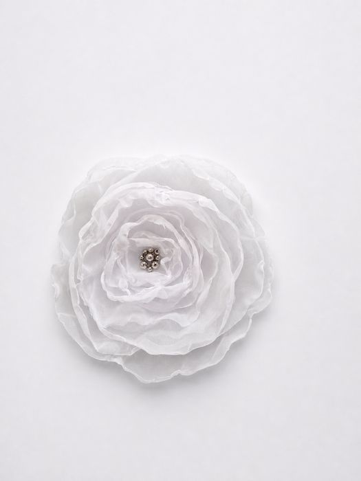 Broszka  biały kwiat (14 cm)