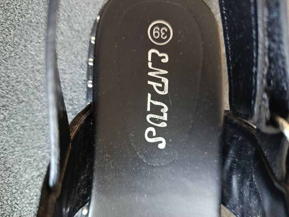 Sandaly ENPLUS 39. Nowe