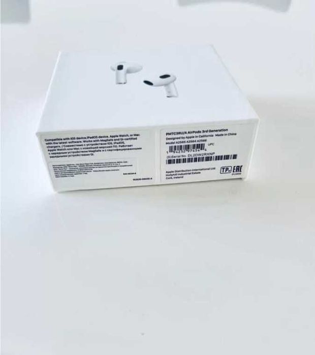 Полный комплект в коробке: наушники Airpods 3 с анимацией на iOS + чехол в подарок
