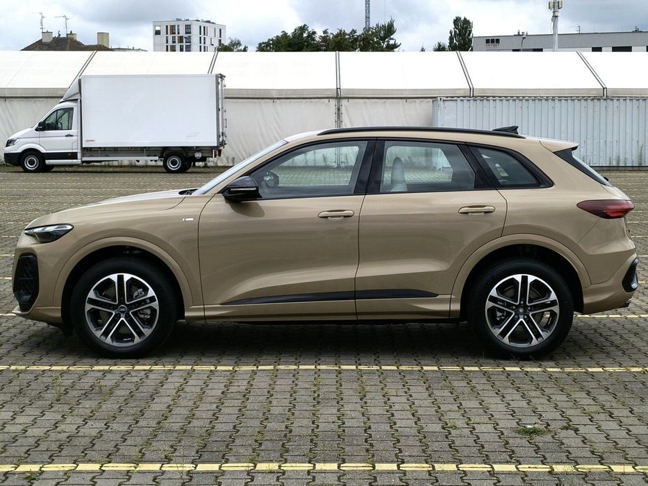 Audi Q5 Zadzwoń po więcej korzyści!